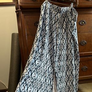 Women’s long skirt. Size 2X